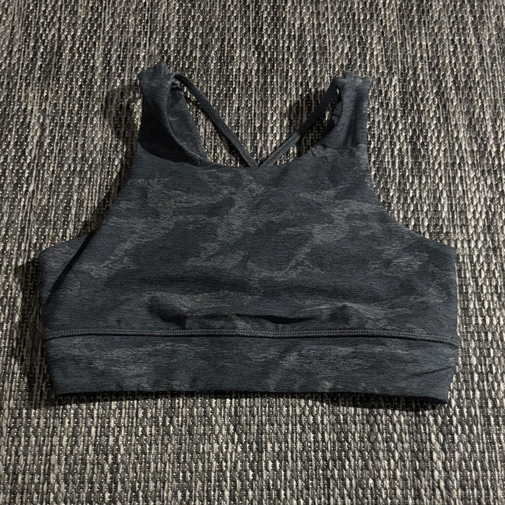 Vuori Elevation Black Camo Sports Bra Size Small